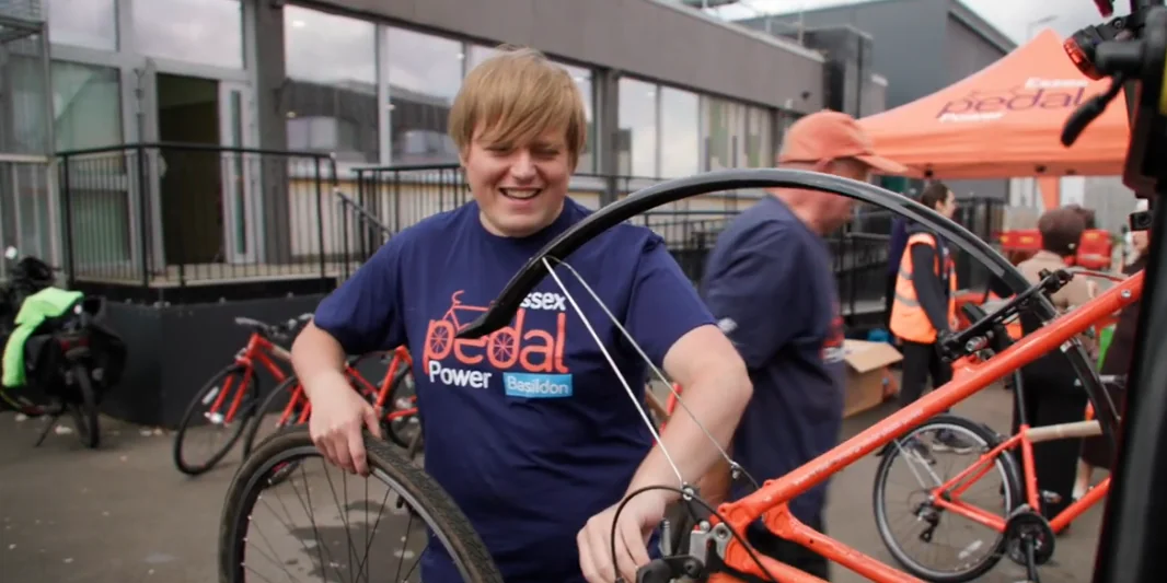 Lewis building a bike